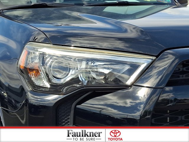 Certified 2016 Toyota 4Runner SR5 AWD/4WD image 9