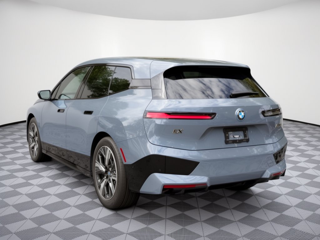 Used 2024 BMW iX M60 AWD/4WD image 3