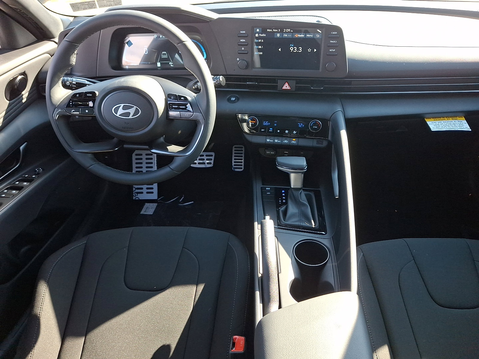 New 2026 Hyundai Elantra Sport image 10