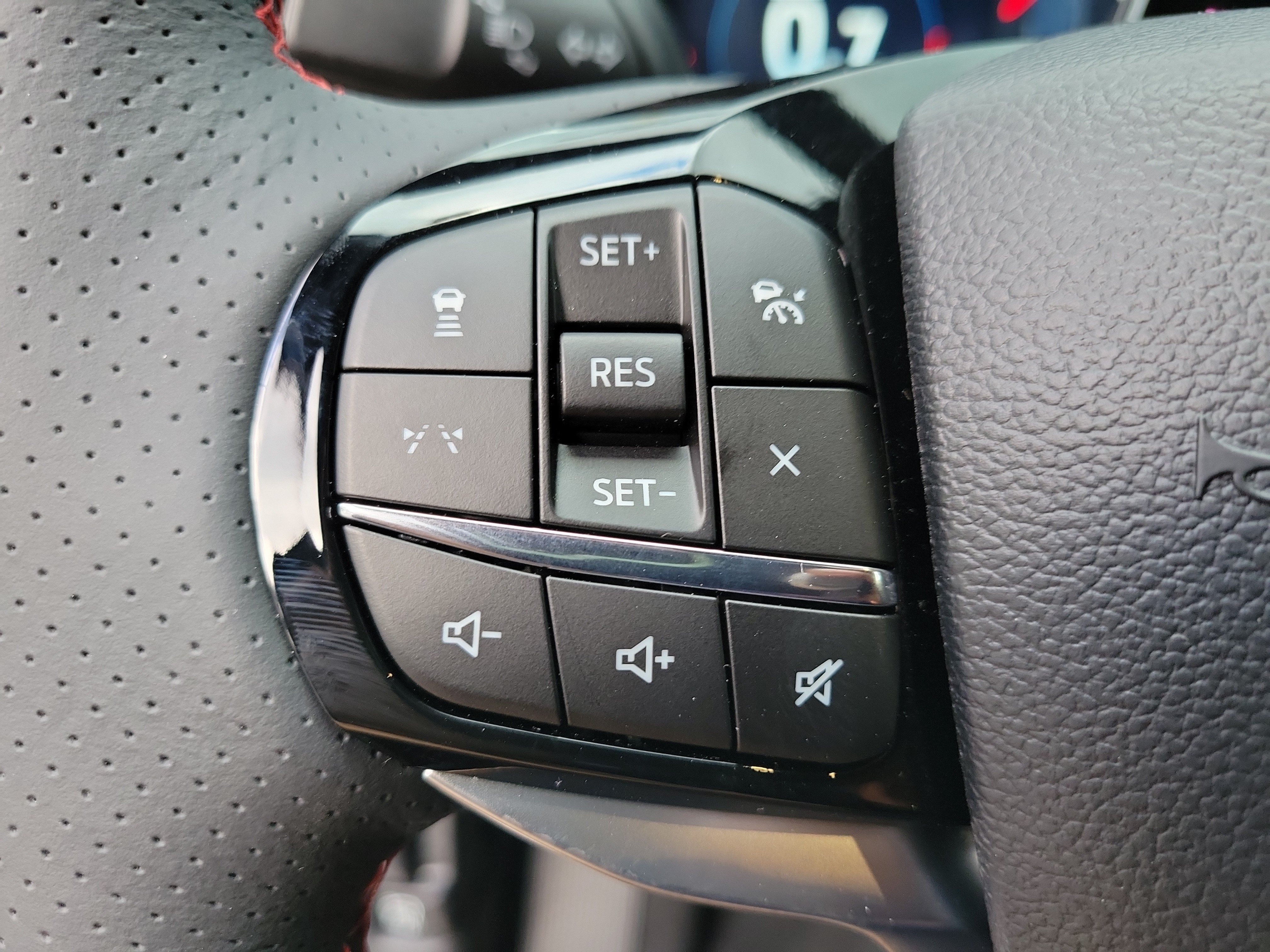 New 2027 Ford Explorer ST-Line w/ ST-Line Street Pack RWD image 29