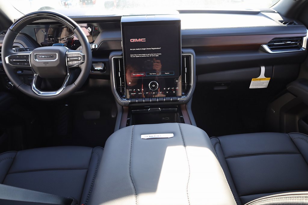 New 2026 GMC Yukon XL Denali w/ Denali Reserve Package image 19