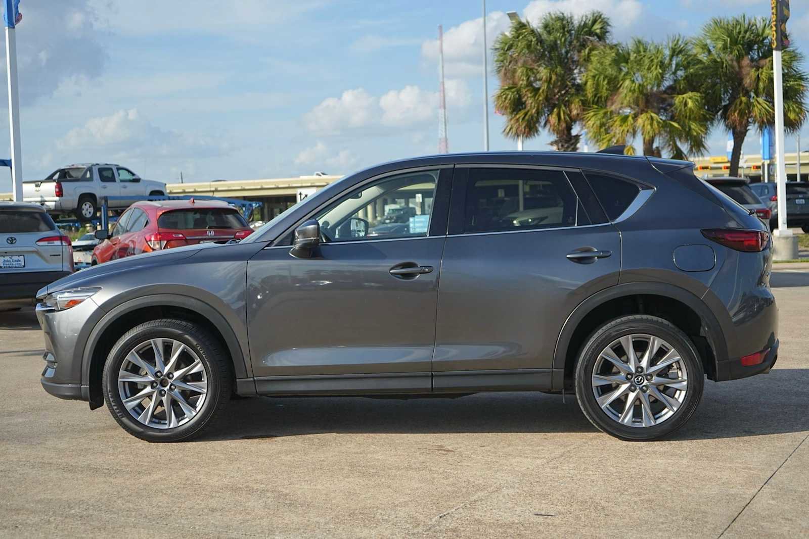 Used 2021 MAZDA CX-5 Grand Touring image 3