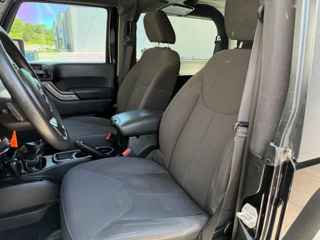 Used 2015 Jeep Wrangler Sport AWD/4WD image 14