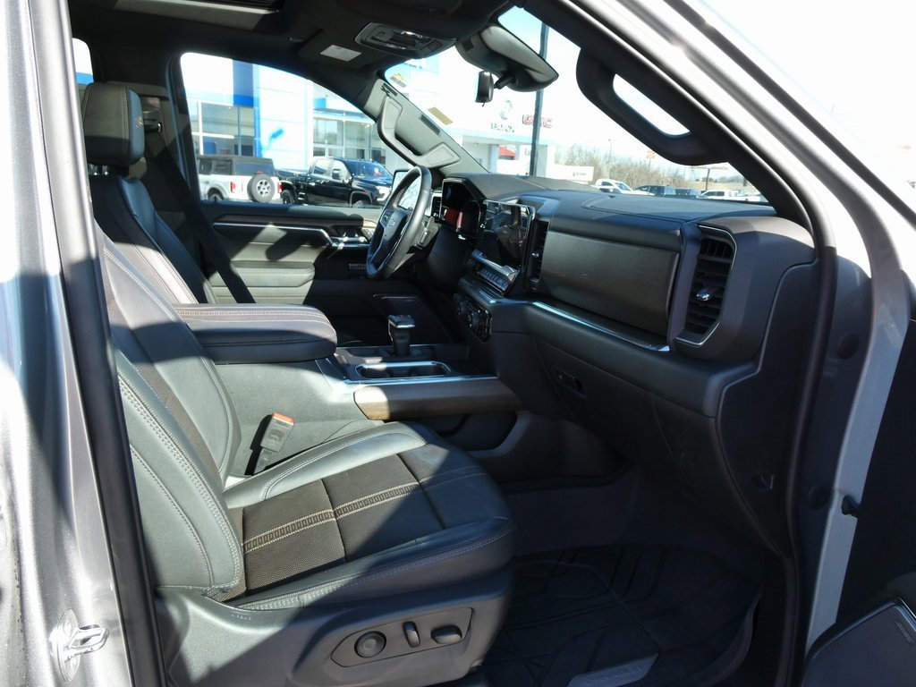 Certified 2023 Chevrolet Silverado 1500 High Country w/ High Country Premium Package image 17