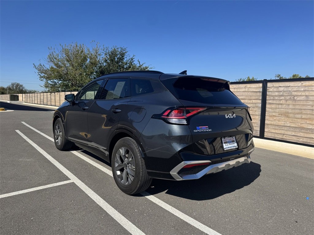 Used 2024 Kia Sportage SX image 3