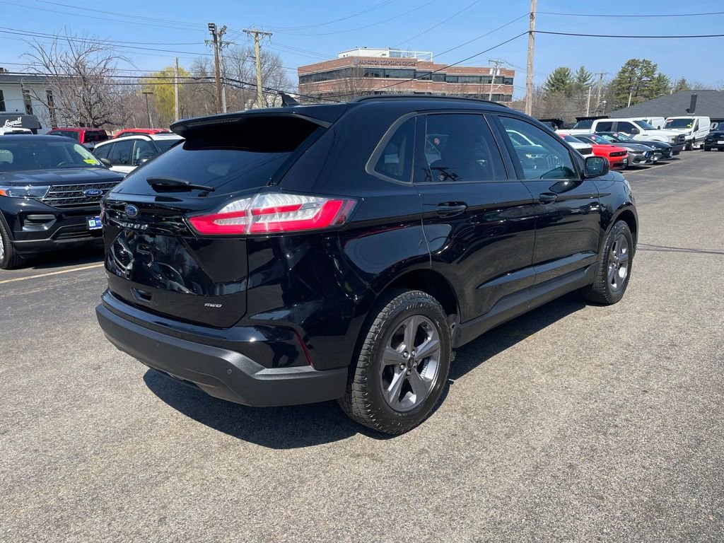 Used 2023 Ford Edge SEL w/ Sport Appearance Package image 6