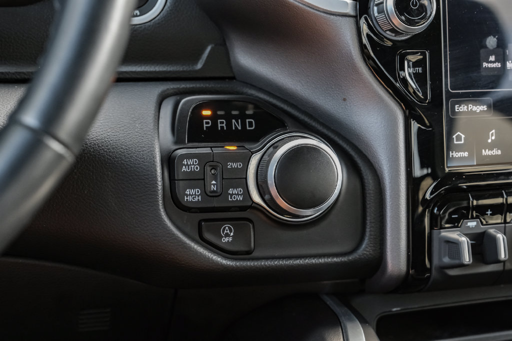 Used 2023 RAM 1500 Big Horn AWD/4WD image 43