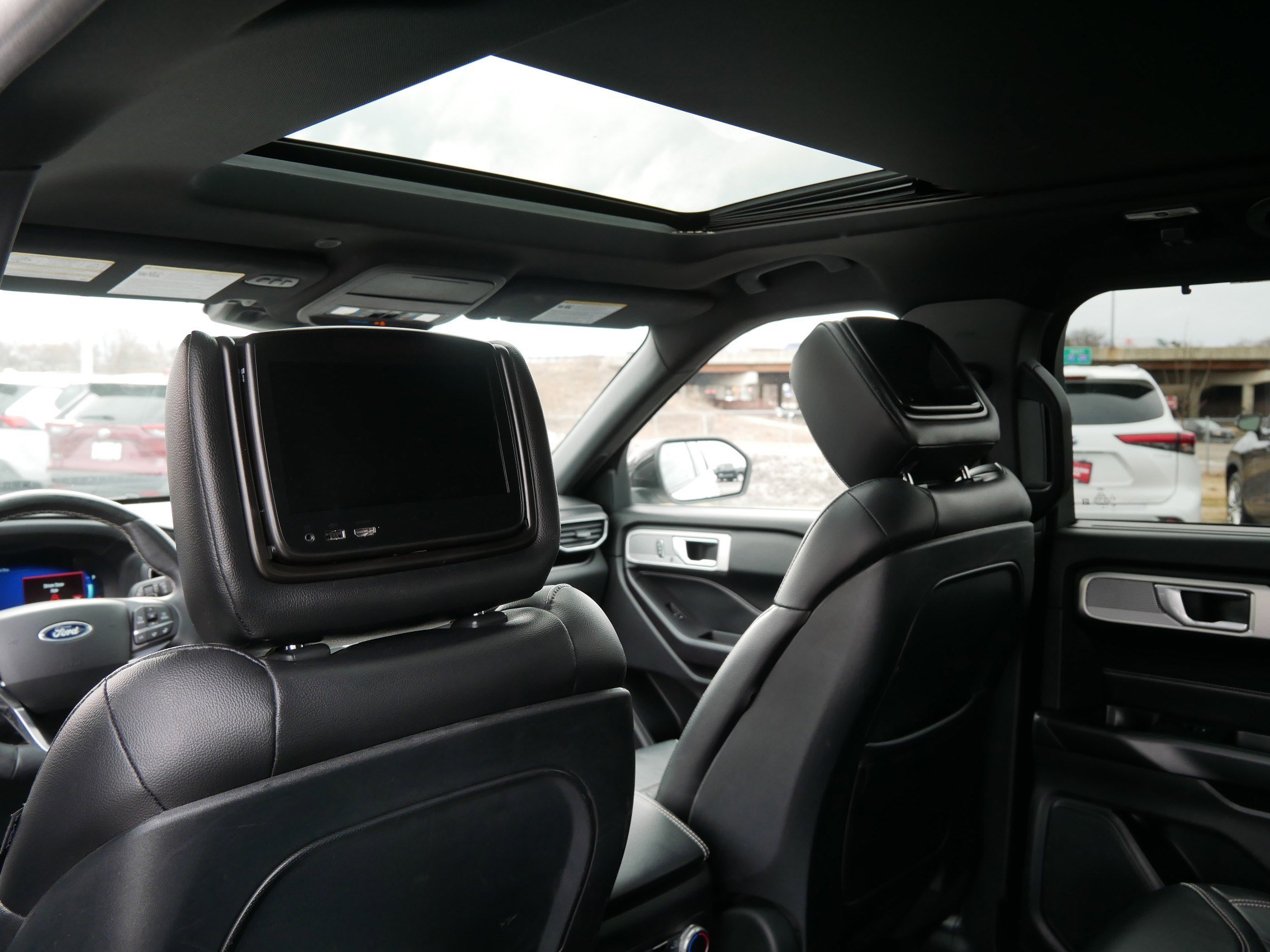 Used 2020 Ford Explorer ST AWD/4WD image 28