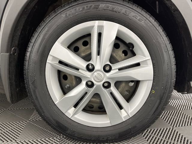 Used 2021 Nissan Kicks S image 11