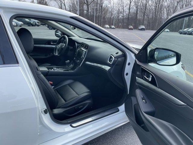 Used 2023 Nissan Maxima SV w/ Floor Mat Group image 26