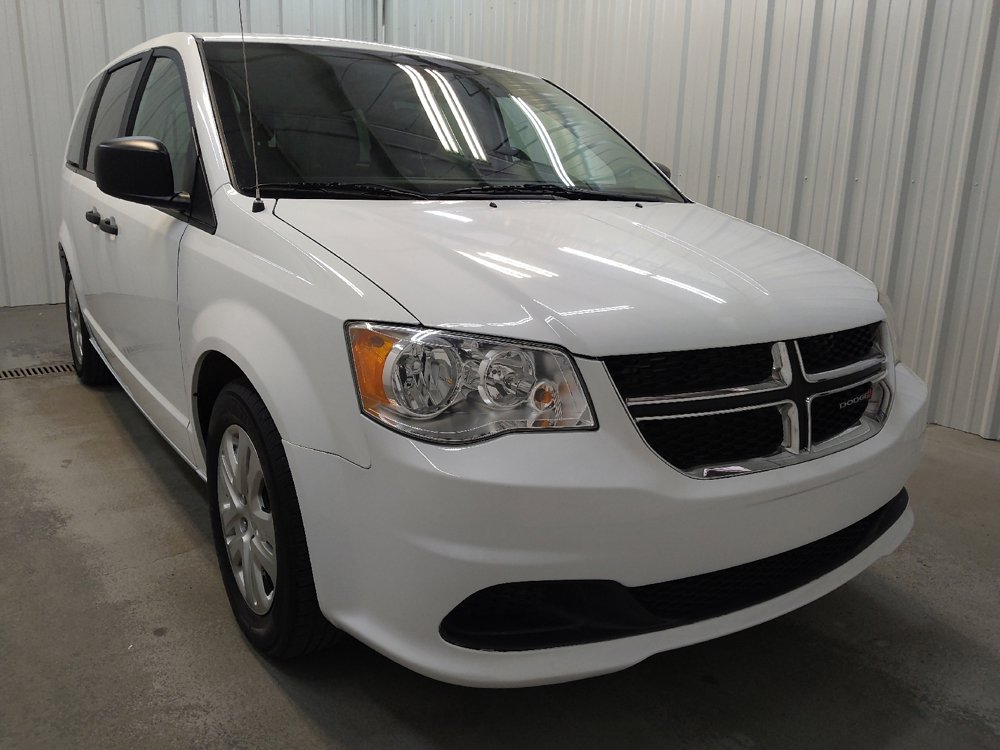 Used 2019 Dodge Grand Caravan SE w/ UConnect Hands-Free Group FWD image 13