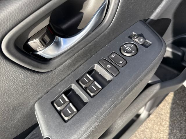 Certified 2025 Honda Pilot Sport image 10