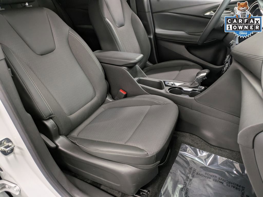 Used 2023 Buick Encore GX Select AWD/4WD image 29