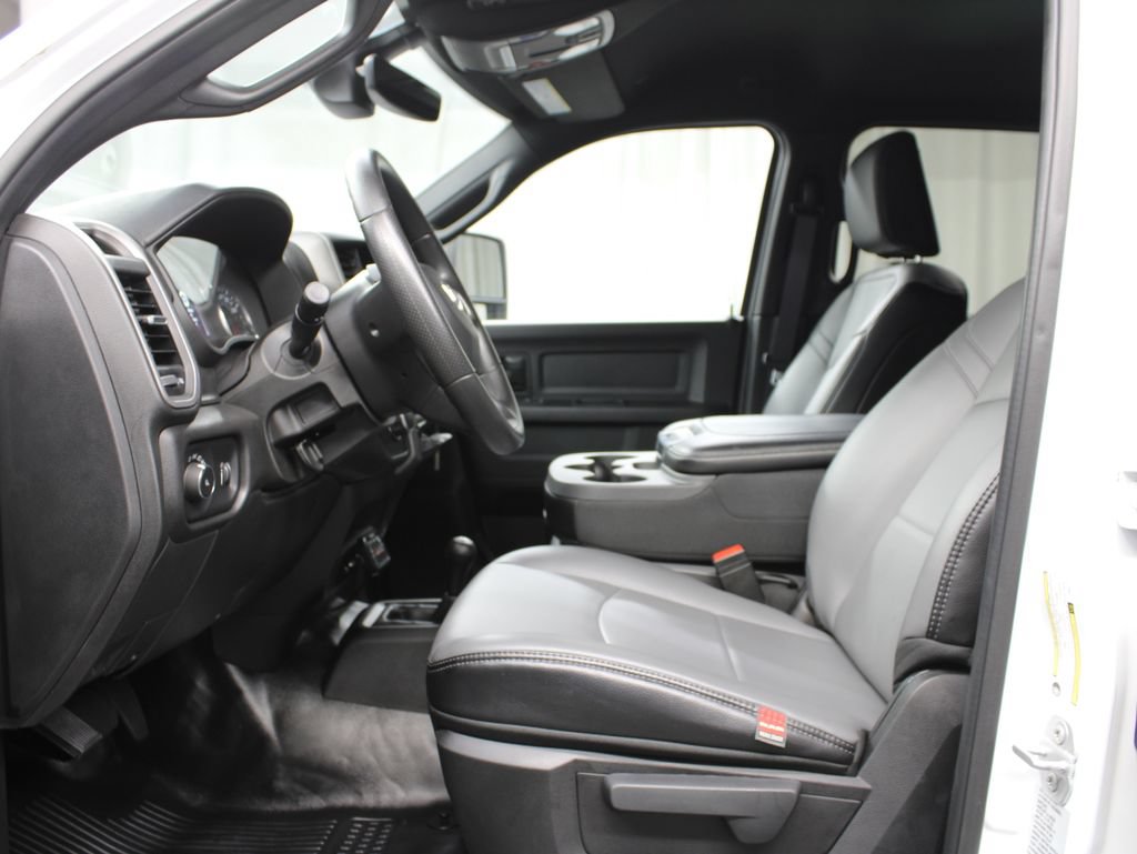 Used 2023 RAM 3500 Tradesman w/ Convenience Group AWD/4WD image 15