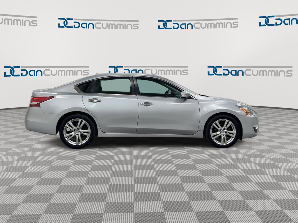 Used 2013 Nissan Altima 3.5 SV FWD image 9