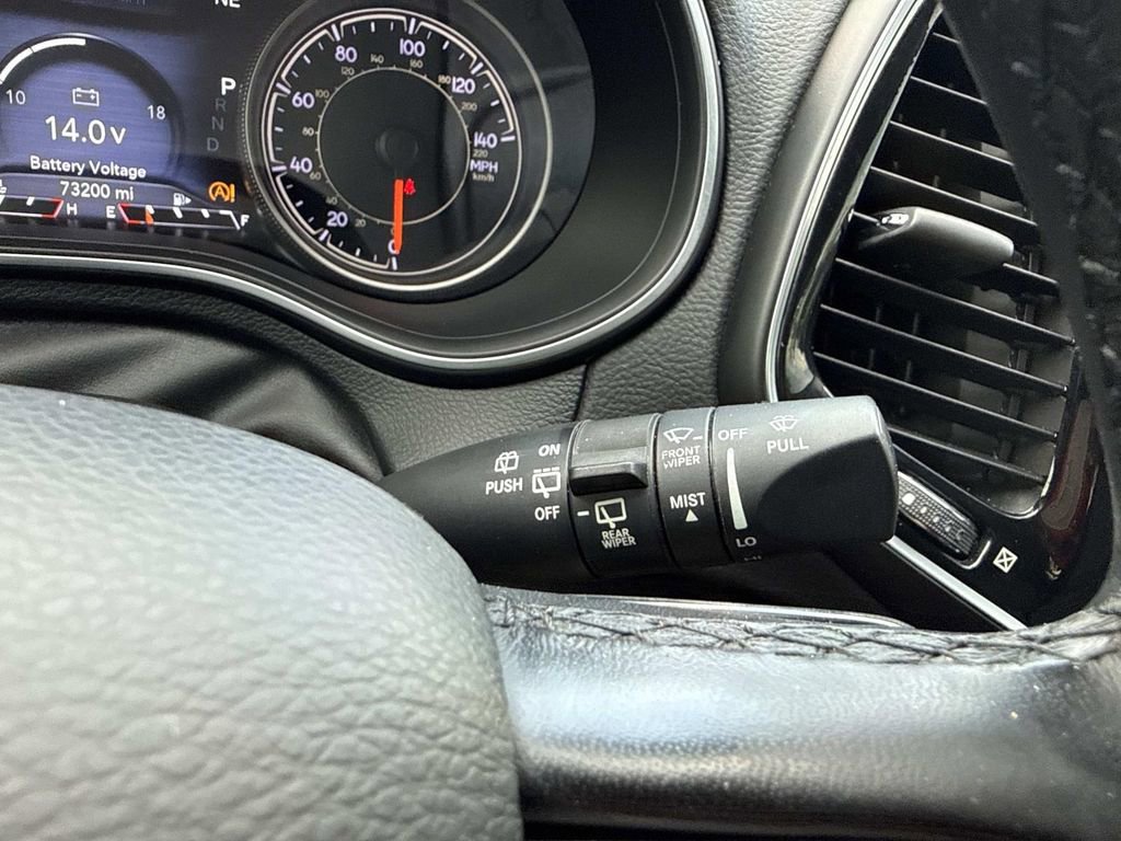 Used 2020 Jeep Cherokee Limited AWD/4WD image 38