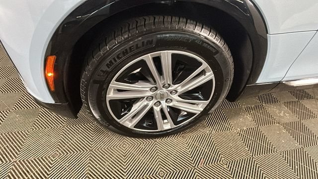 Used 2024 Cadillac Lyriq Tech AWD/4WD image 9