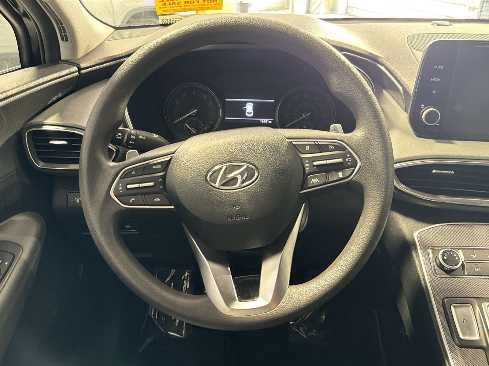 Used 2023 Hyundai Santa Fe SE AWD/4WD image 17