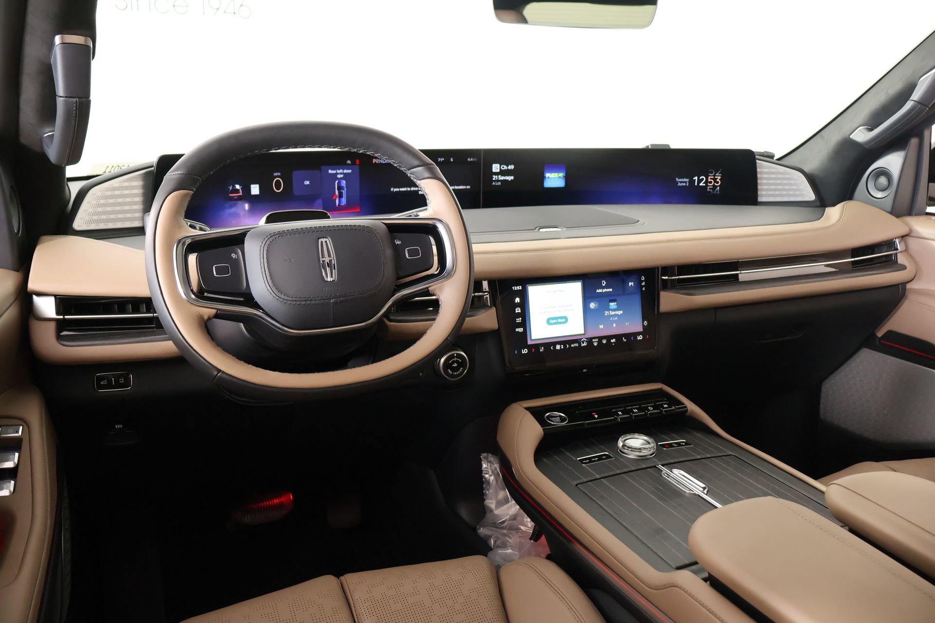 New 2026 Lincoln Navigator L Black Label AWD/4WD image 2