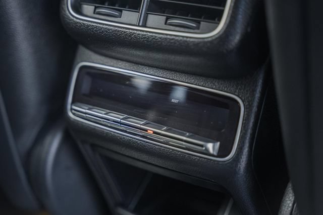 Used 2023 Mercedes-Benz GLS 450 4MATIC image 36