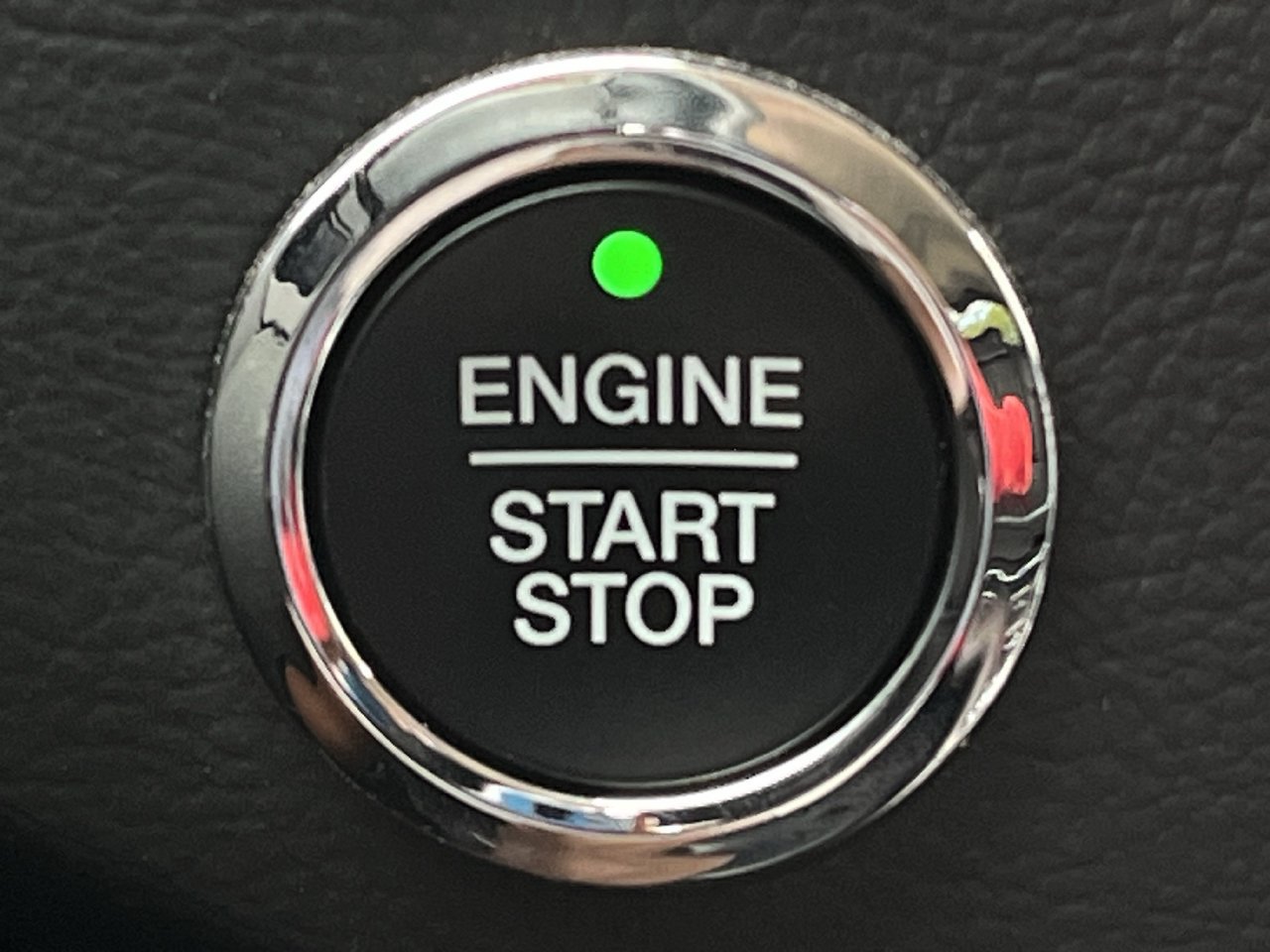 Used 2024 Ford Edge SEL AWD/4WD image 19