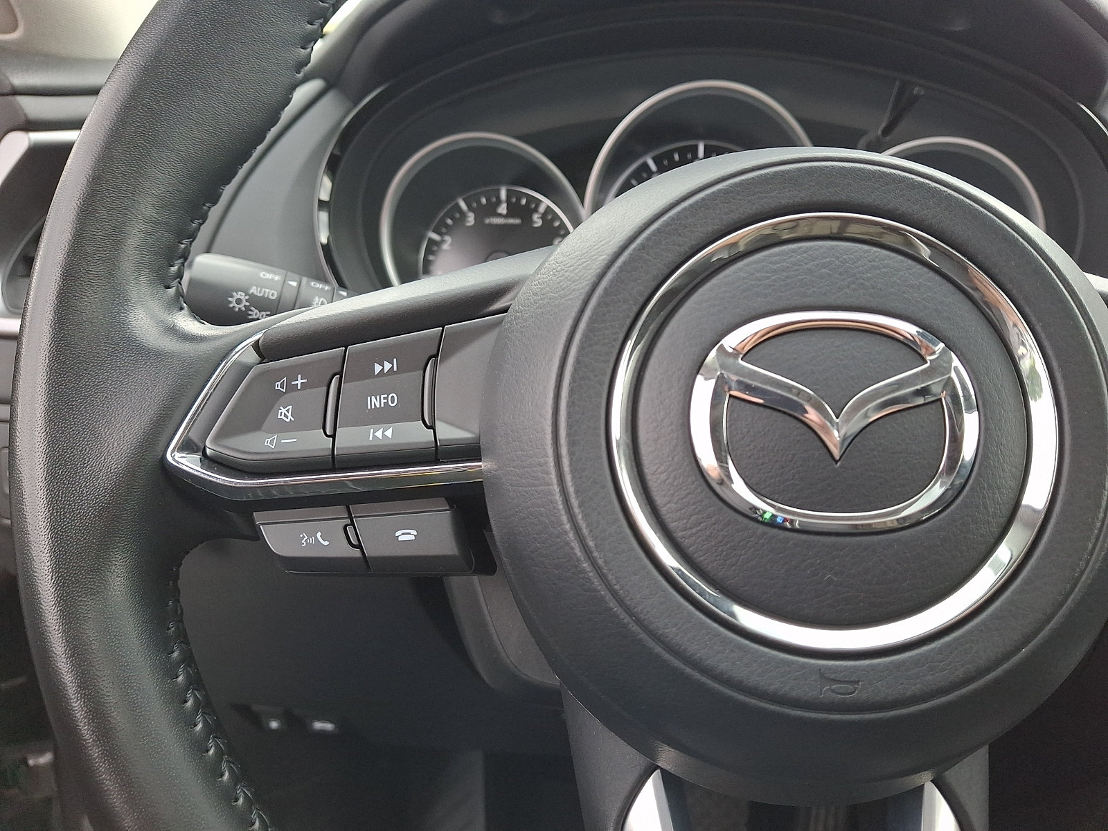 Certified 2023 MAZDA CX-9 Touring AWD/4WD image 23