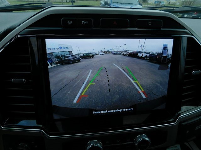 Used 2022 Ford F250 Lariat w/ Chrome Package image 35