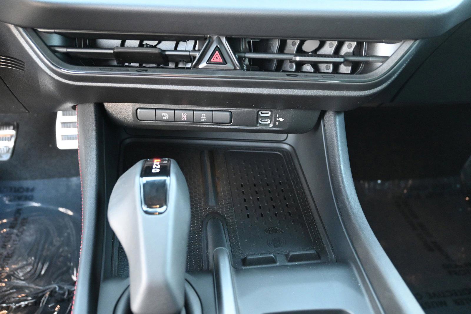 New 2024 Dodge Charger R/T w/ Plus Group image 32