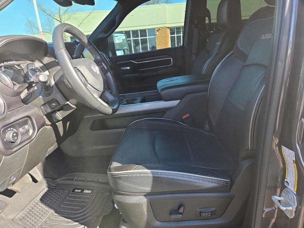 Used 2024 RAM 3500 Laramie w/ Night Edition image 13