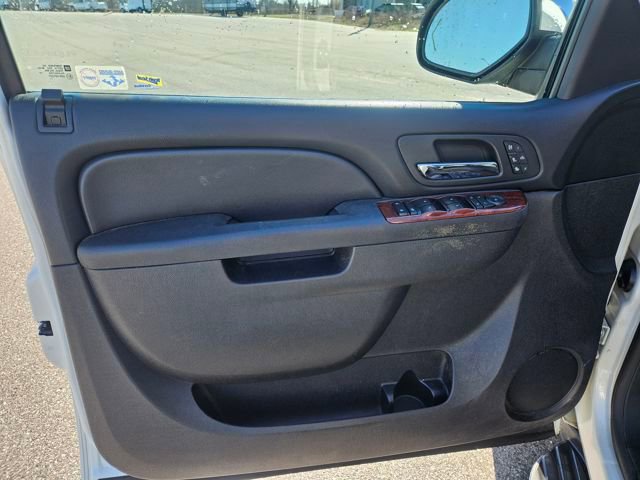 Used 2012 Chevrolet Avalanche LTZ image 10