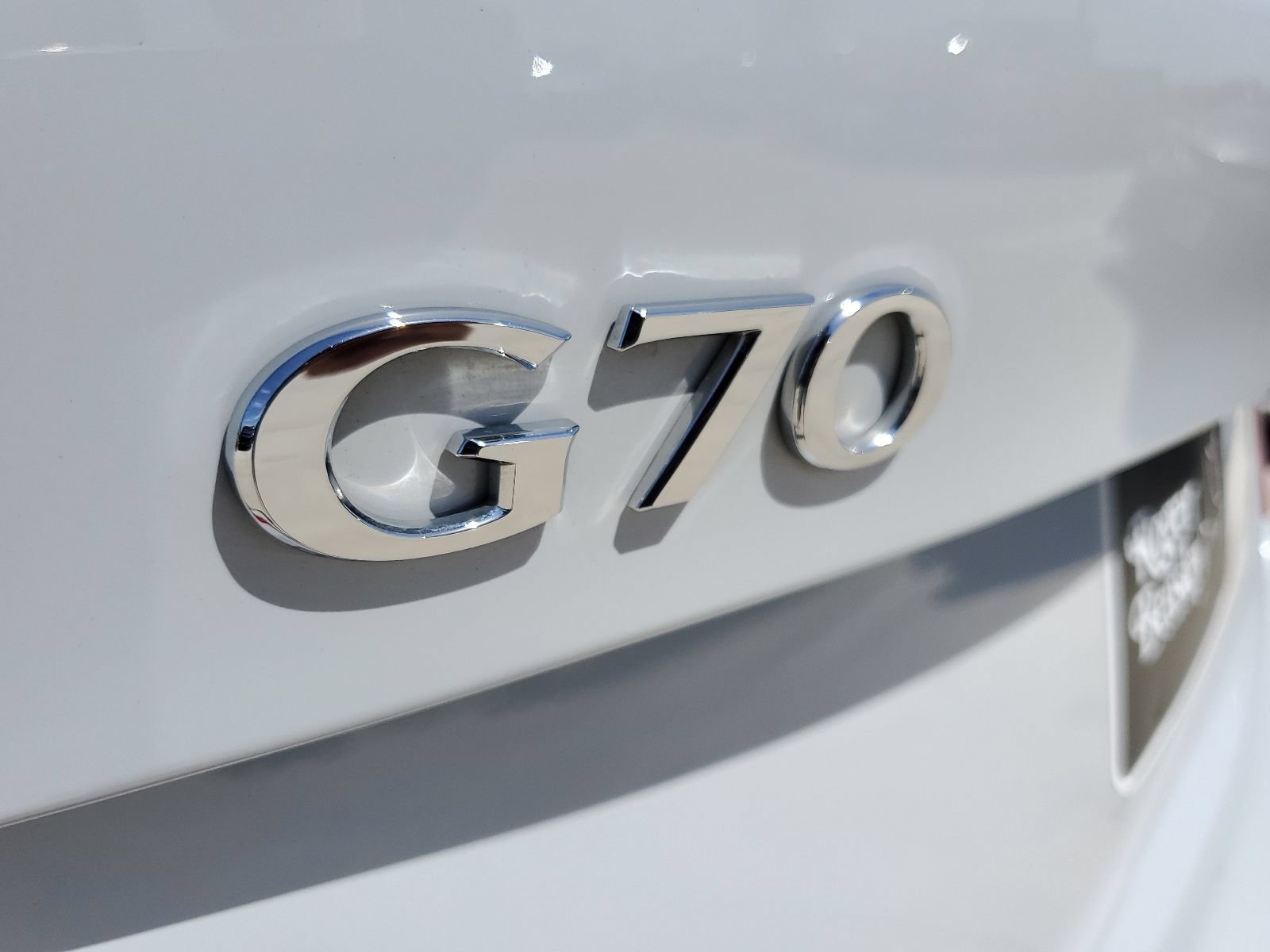 Used 2019 Genesis G70 2.0T Advanced w/ Elite Package RWD image 12