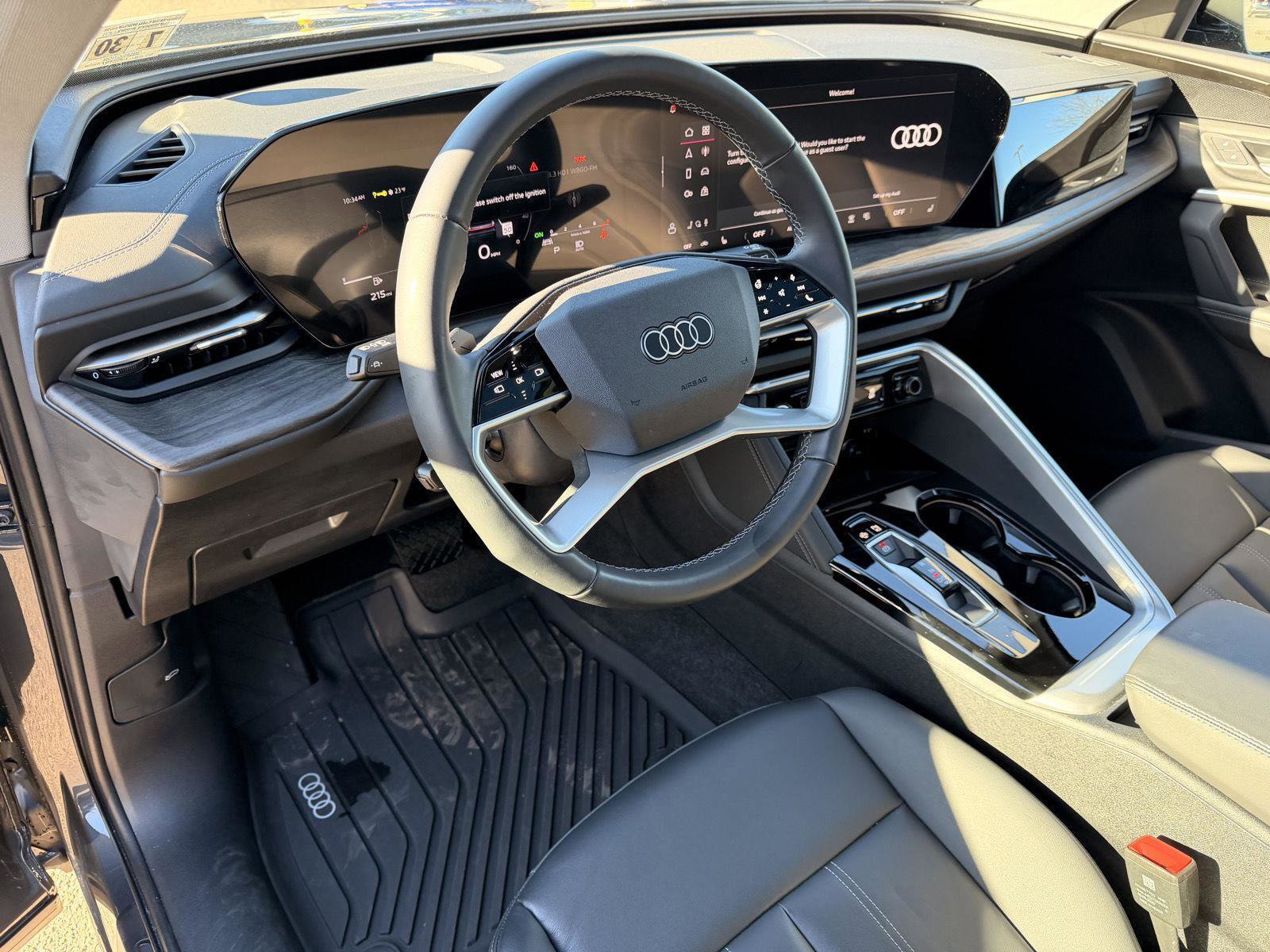 Used 2025 Audi Q5 Premium w/ Convenience Package image 13