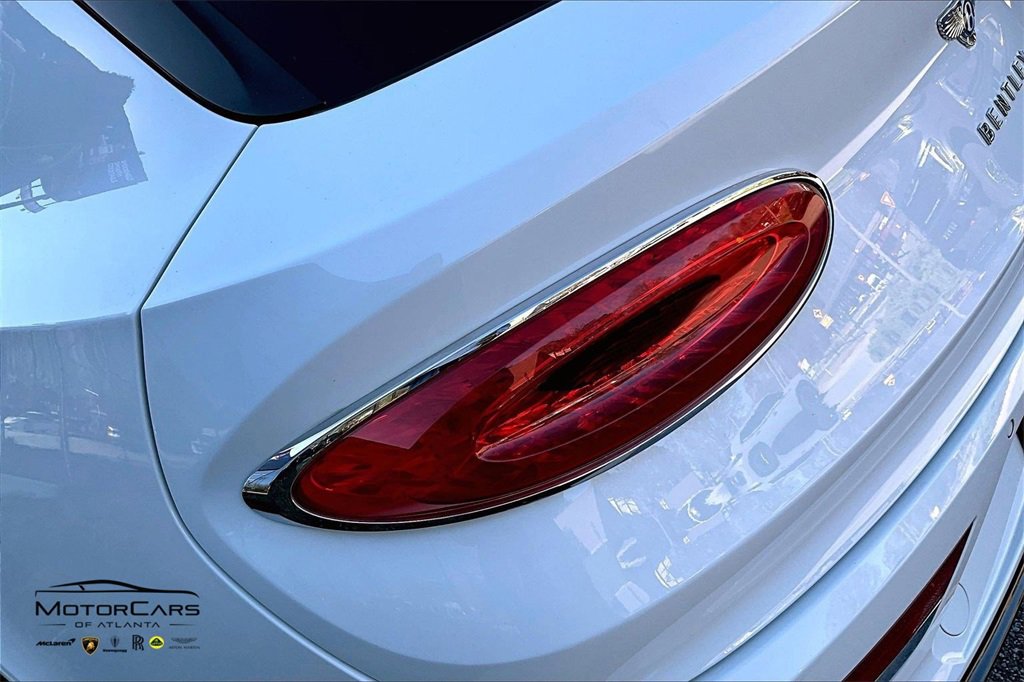 Used 2021 Bentley Bentayga image 26