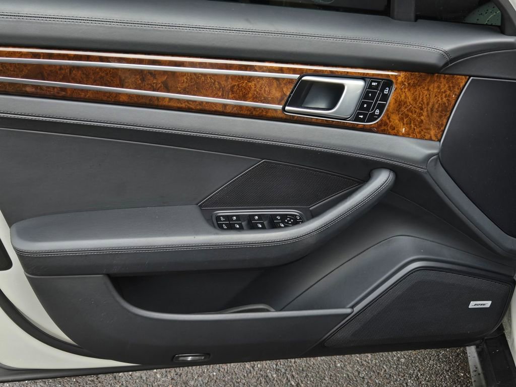 Used 2021 Porsche Panamera 4S image 13