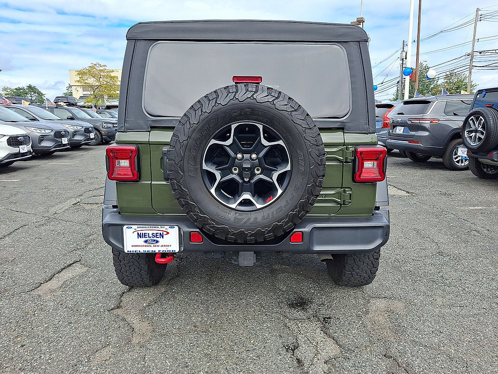 Used 2023 Jeep Wrangler Unlimited Rubicon w/ LED Lighting Group AWD/4WD image 7