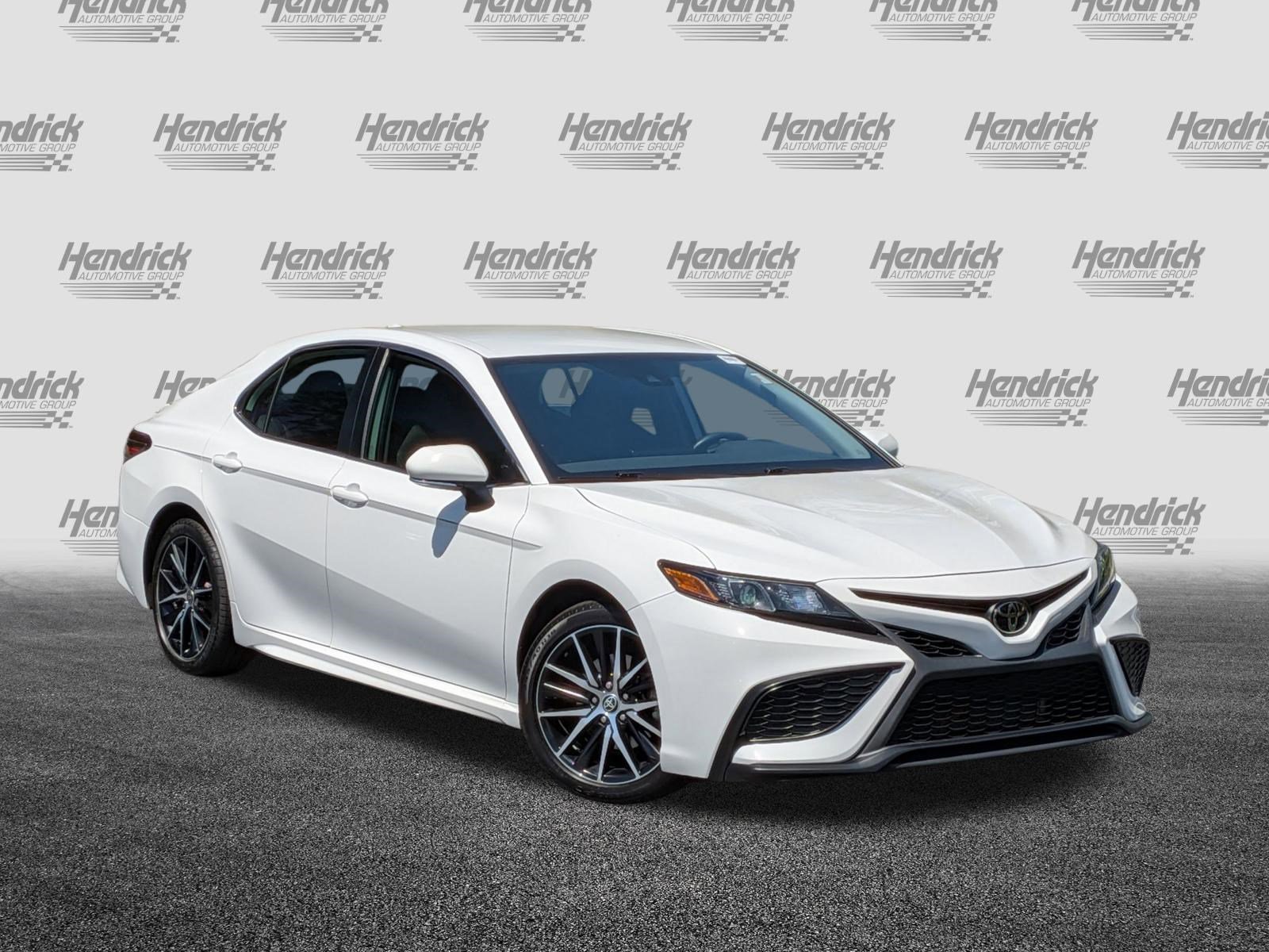 Used 2023 Toyota Camry SE FWD video 2