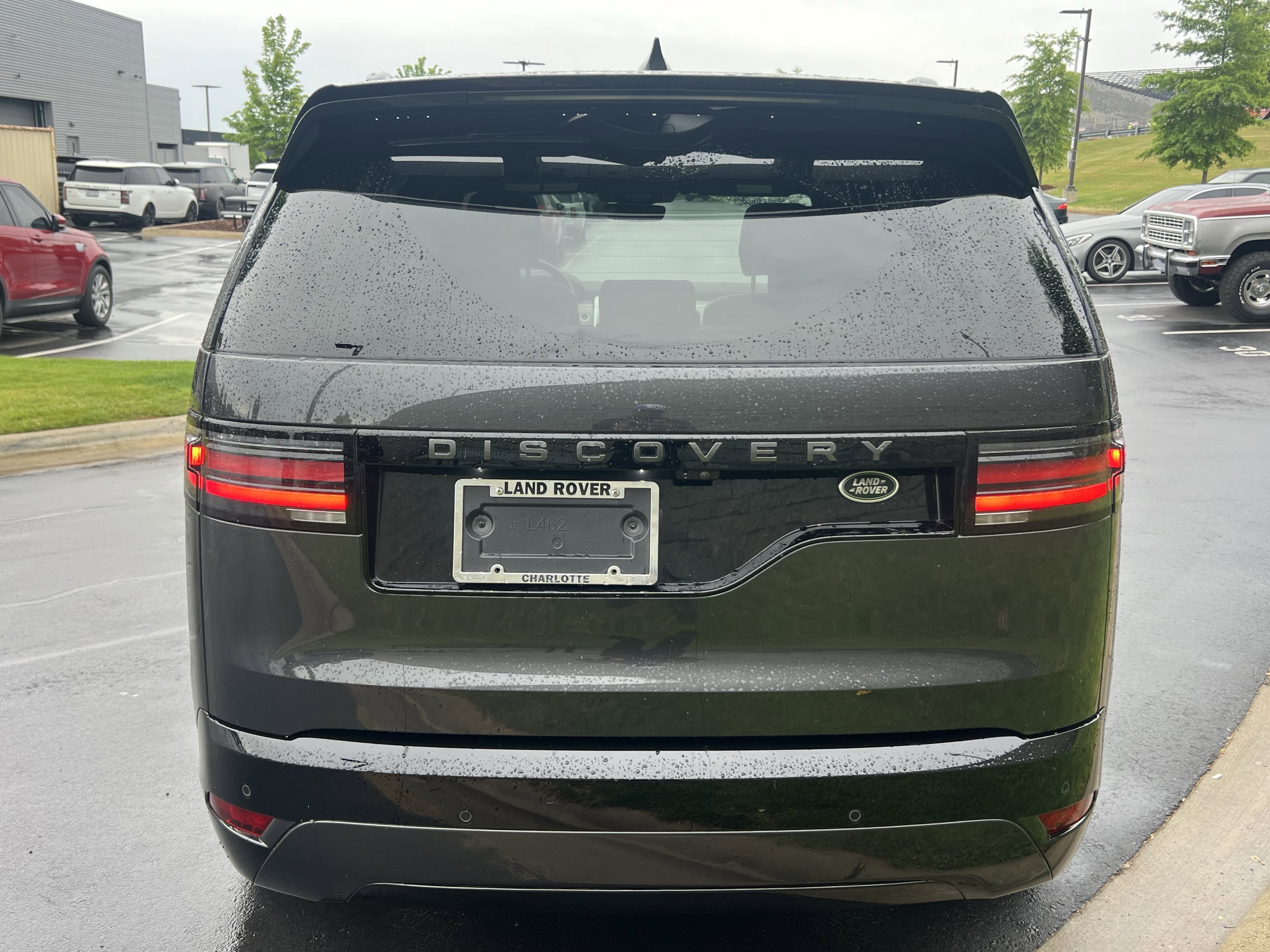 Certified 2023 Land Rover Discovery S R-Dynamic AWD/4WD image 6