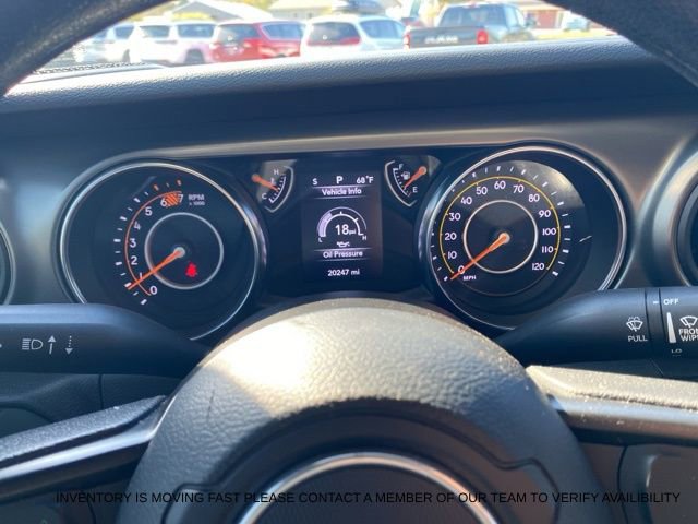 Used 2023 Jeep Wrangler Willys image 12