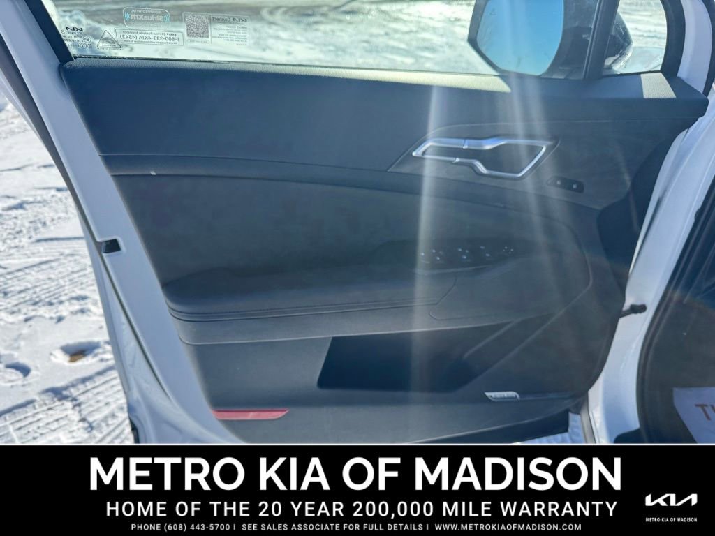 Used 2025 Kia Sportage X-Pro Prestige image 15