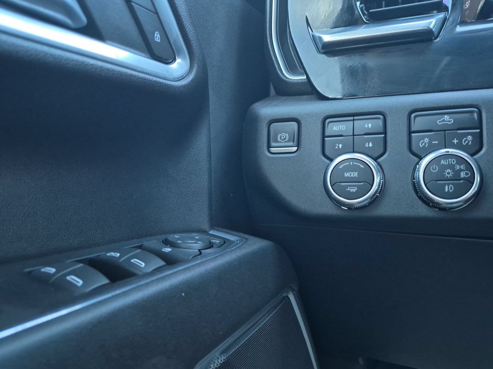 Used 2022 GMC Sierra 1500 Elevation AWD/4WD image 16