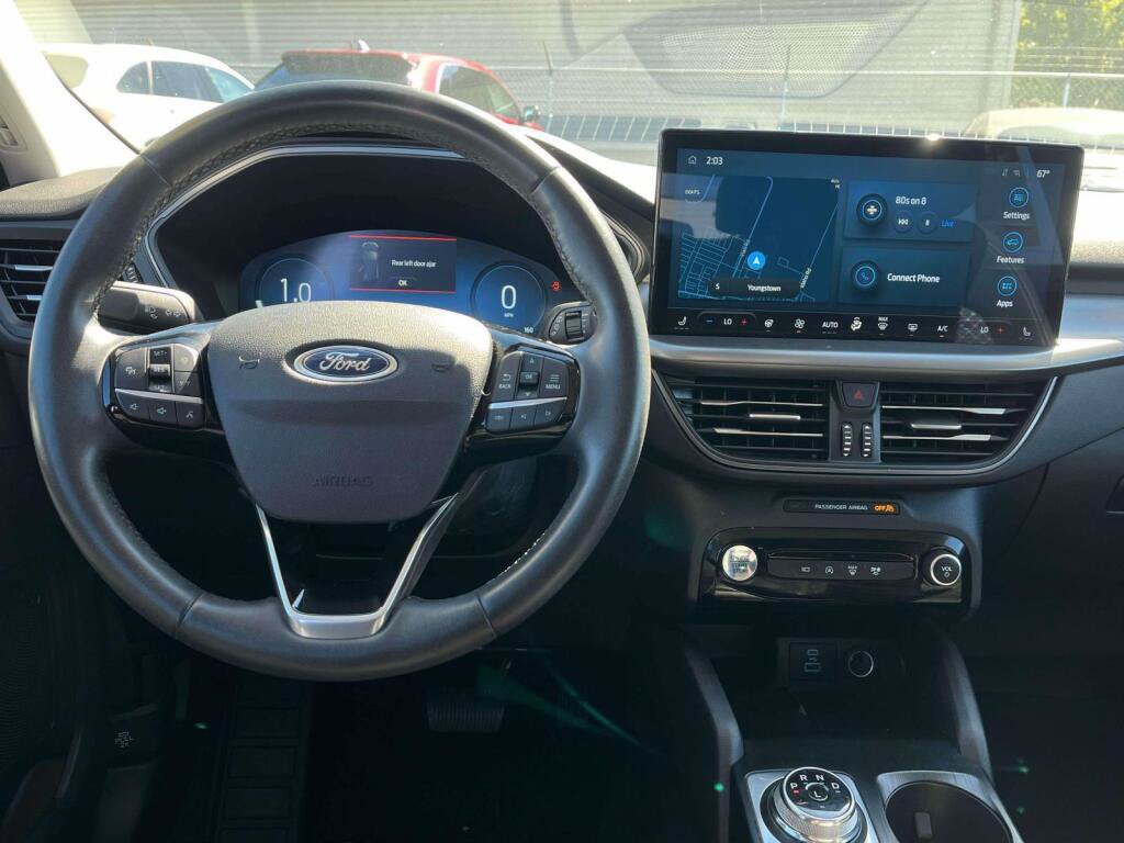 Used 2023 Ford Escape Active w/ Tech Pack #2 FWD image 2