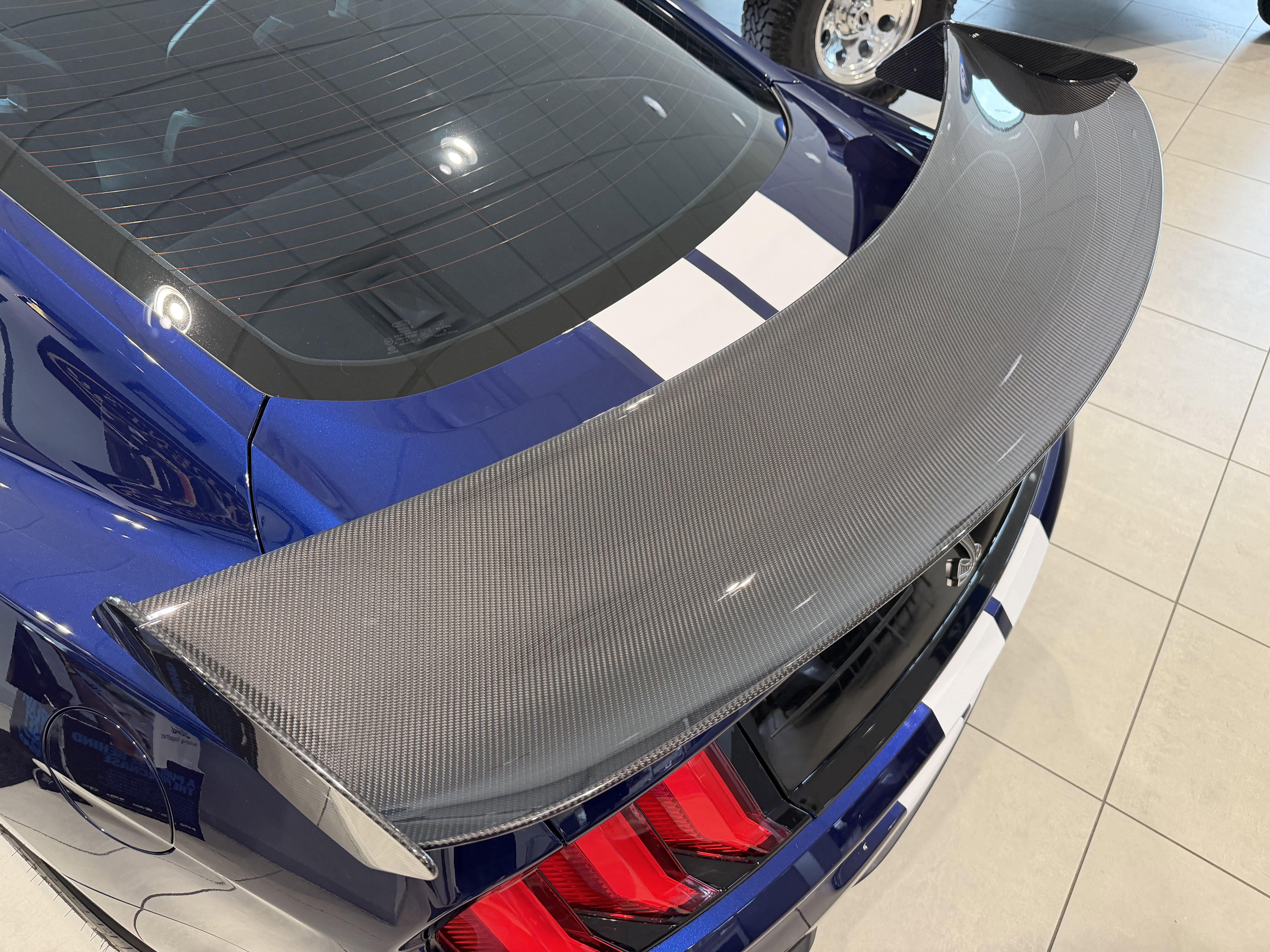 Used 2020 Ford Mustang Shelby GT500 w/ Carbon Fiber Track Pack image 25