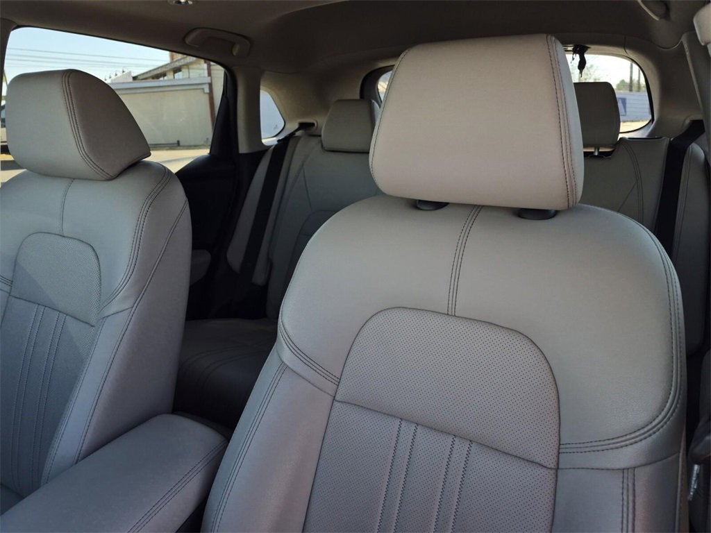 Used 2024 Honda HR-V EX-L image 31