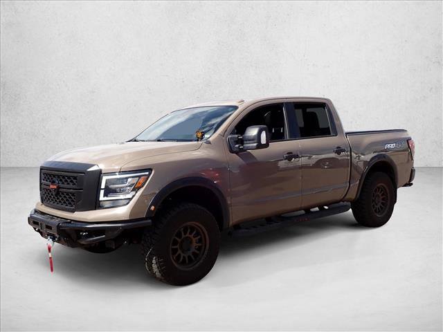 Used 2021 Nissan Titan PRO-4X w/ Pro-4x Convenience Package AWD/4WD image 6