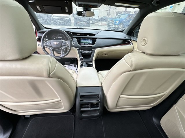 Used 2019 Cadillac XT5 Luxury image 32