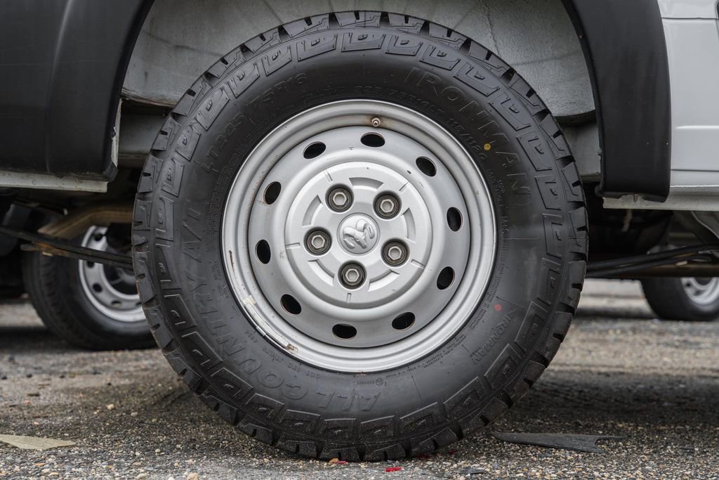 Used 2023 RAM ProMaster 2500 image 15