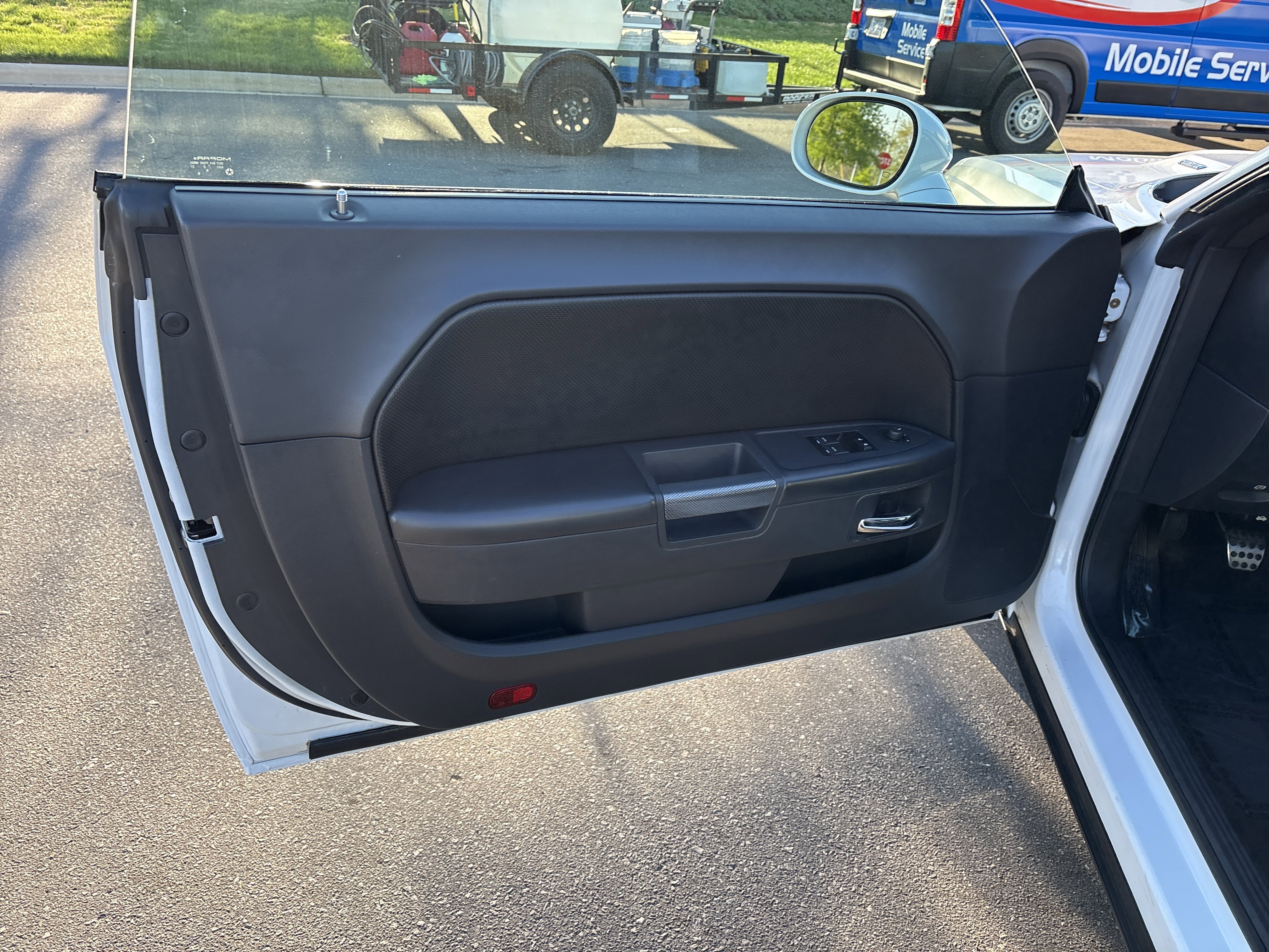 Used 2013 Dodge Challenger R/T image 14