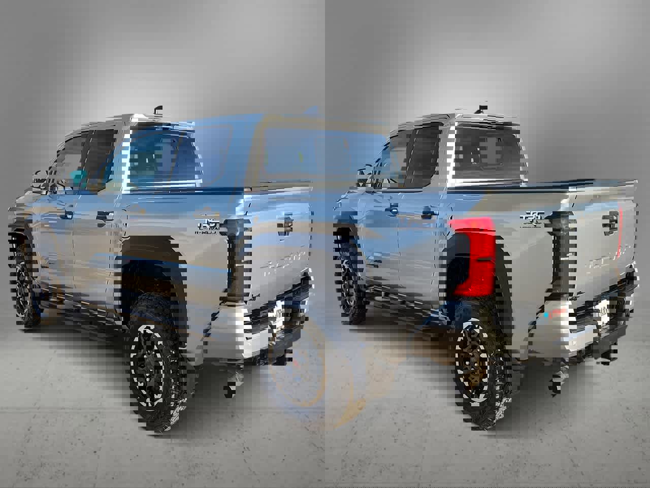 Used 2024 Toyota Tacoma TRD Off-Road image 6