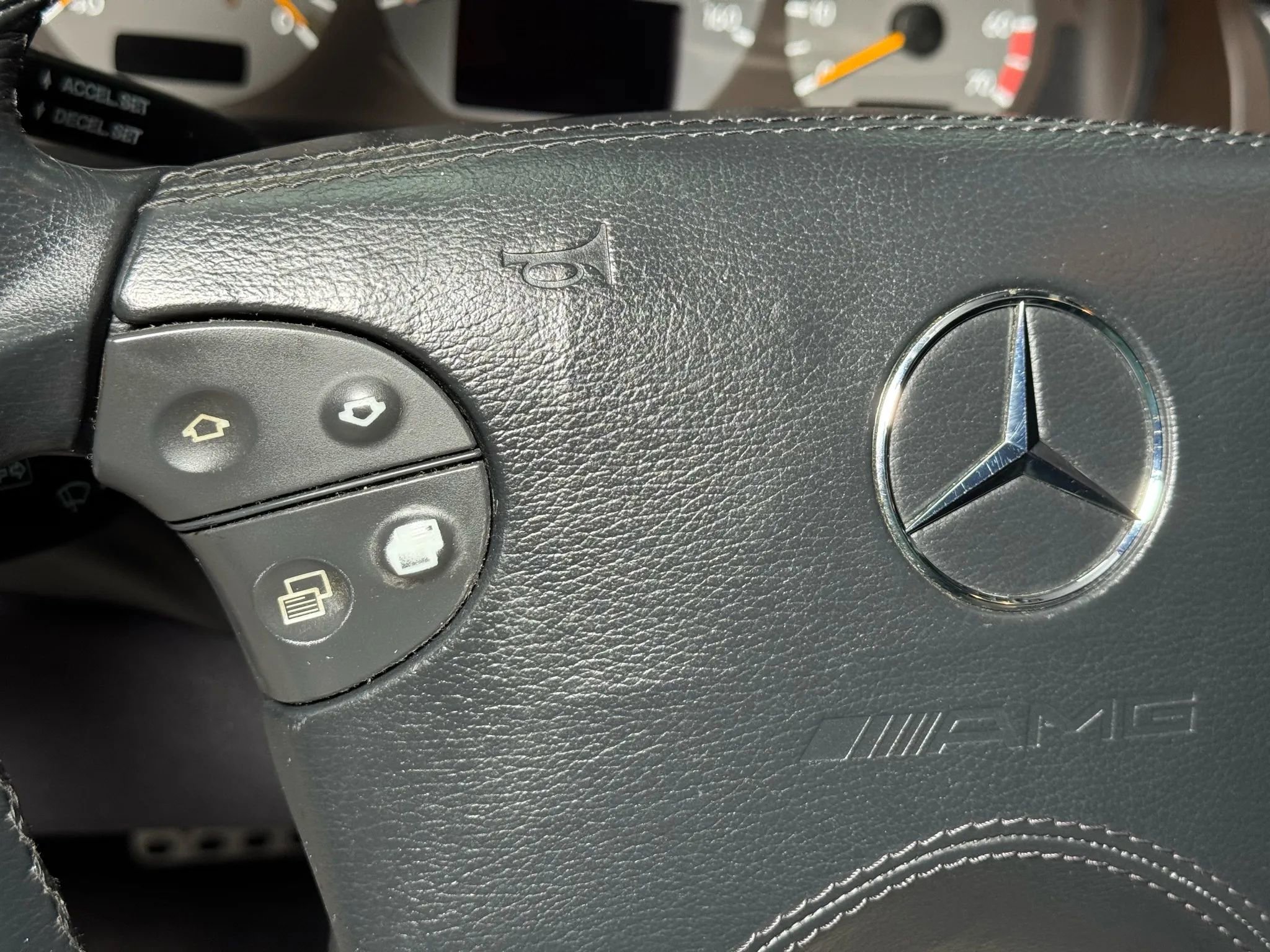 Used 2000 Mercedes-Benz E 55 AMG Sedan image 42