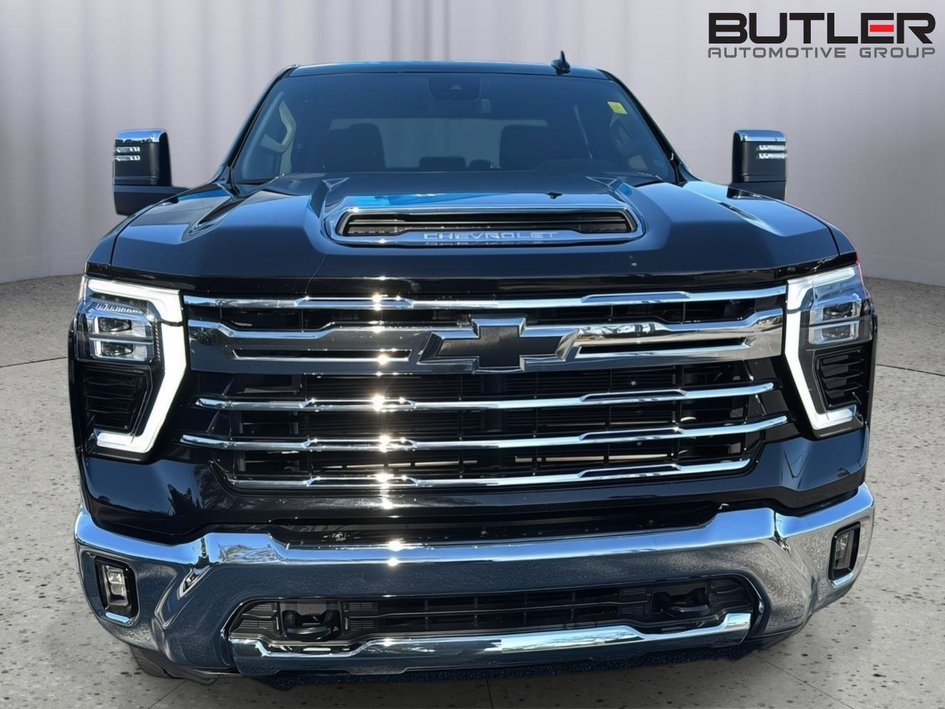 Used 2024 Chevrolet Silverado 2500 LTZ image 7